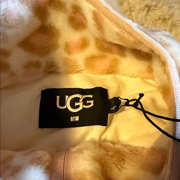 UGG Marlene Quilted Jacket Size S BNWT - Picture 10 of 10